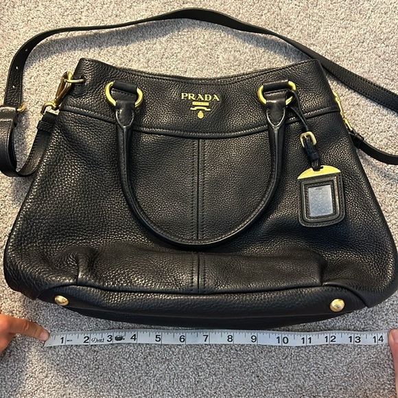 Black leader Prada bag with gold hardware - Picture 9 of 14